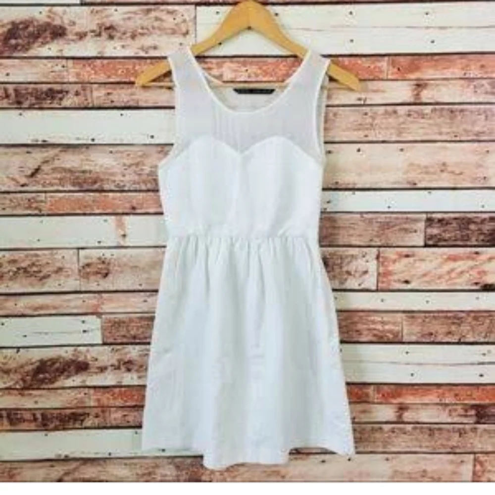 Topshop Boho White Skater Dress from Mauritius - Picture 1 of 4